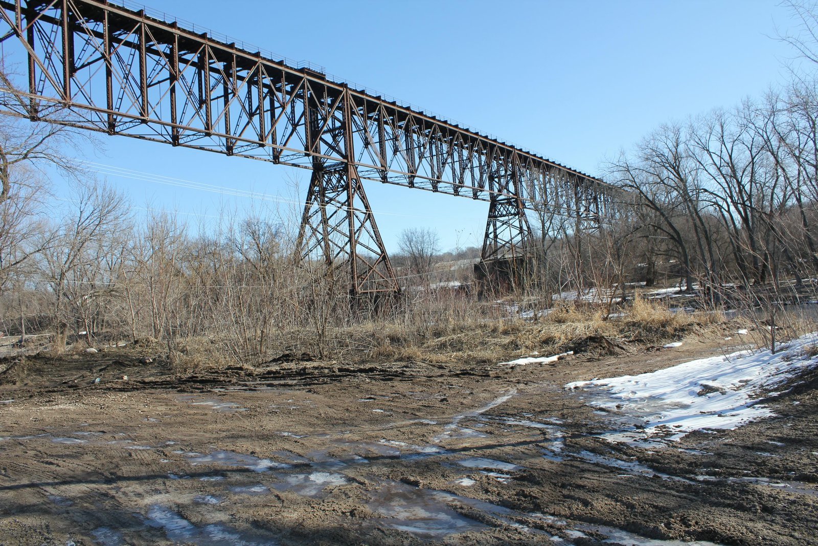Overview of truss spans, looking east